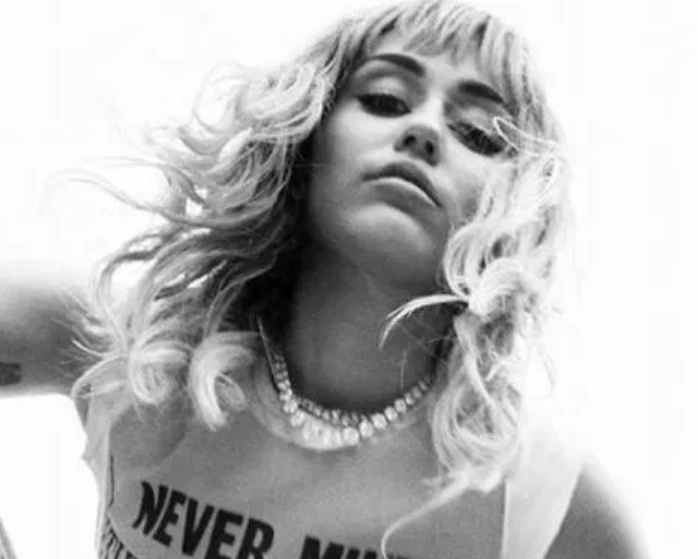 Miley Cyrus, Ghostface Killah - D.R.E.A.M. Noten für Piano