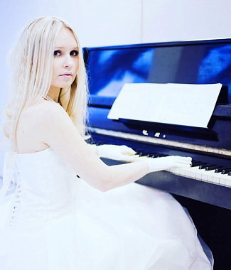 Anastasia Cheshegorova Noten für Piano