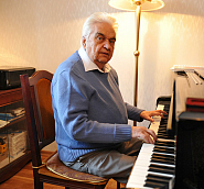 Yevgeny Krylatov Noten für Piano